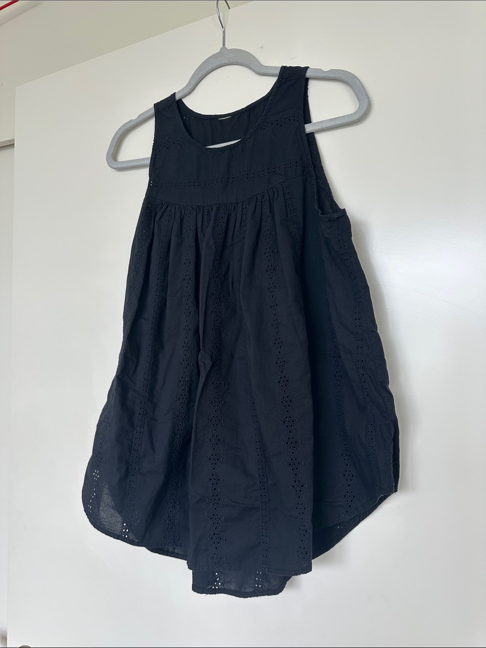Black Eyelet Sleeveless Tunic Top